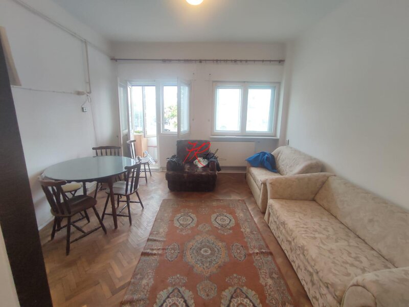 Foisorul de Foc, vanzare garsoniera.