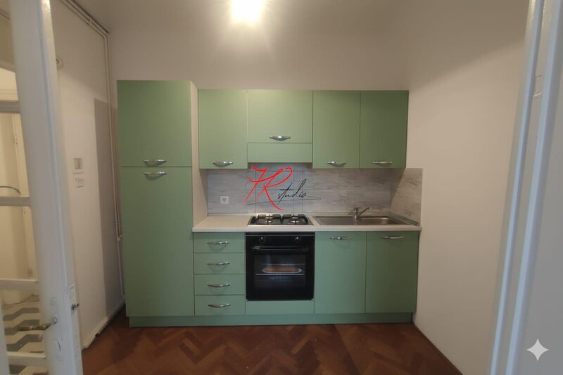 Foisorul de Foc, vanzare garsoniera.